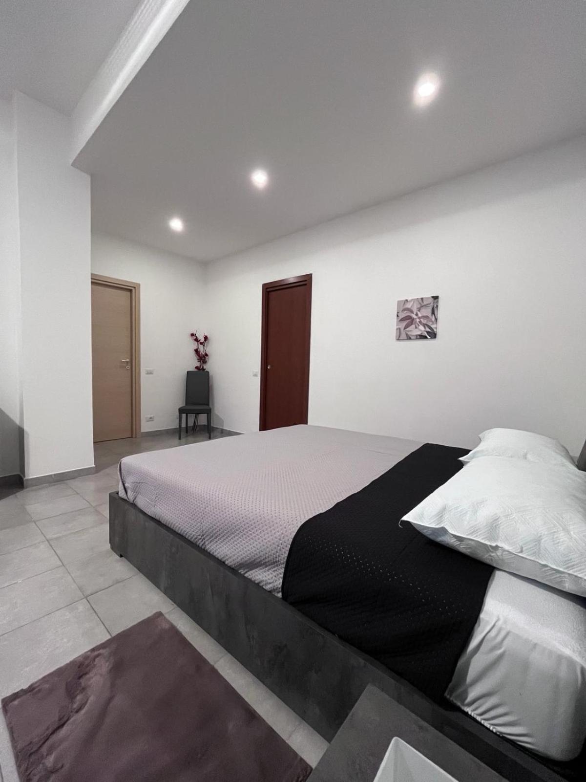 Ale Apartment Рим Екстериор снимка